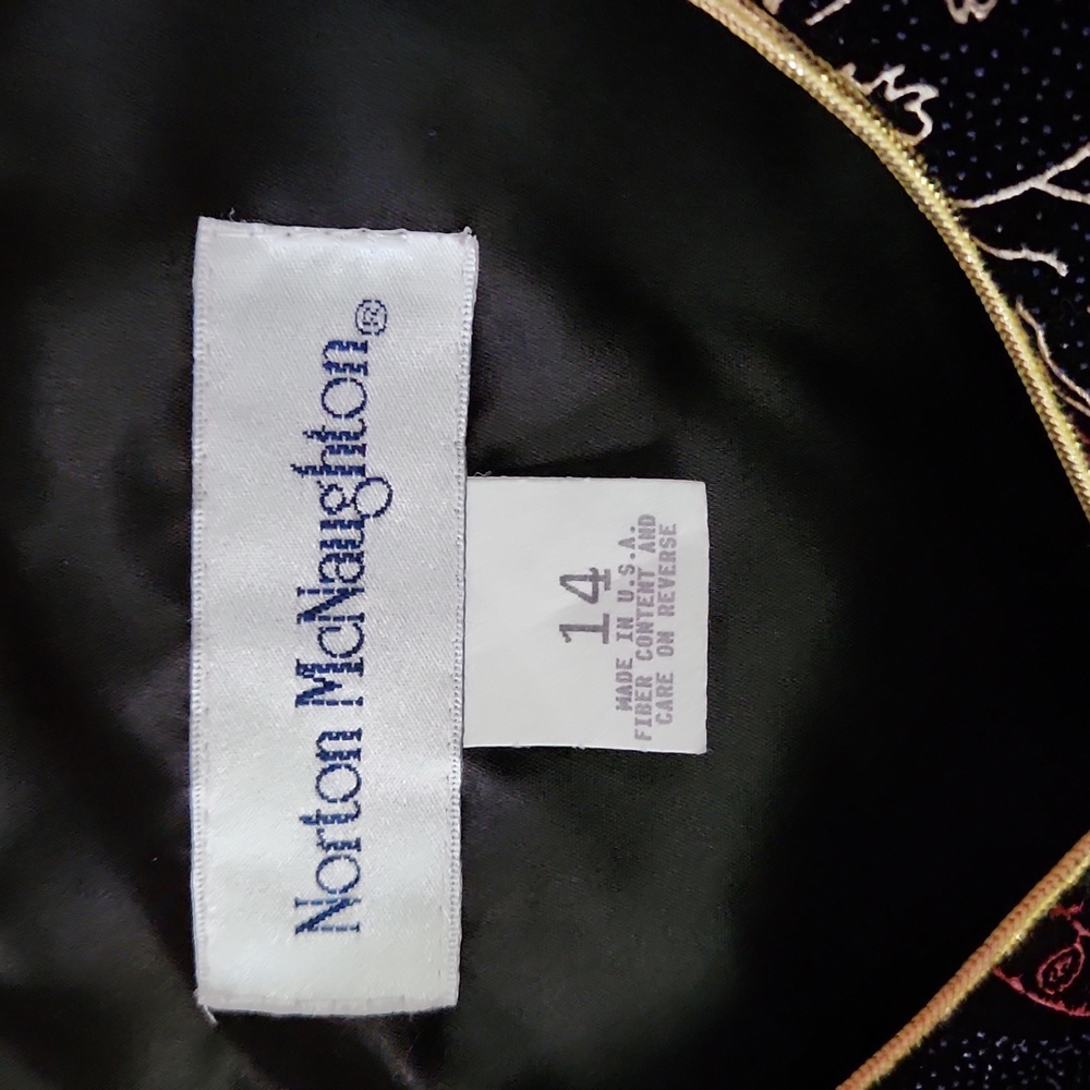 Norton McNaughton Black Velvet Jacket - Picture 3 of 4